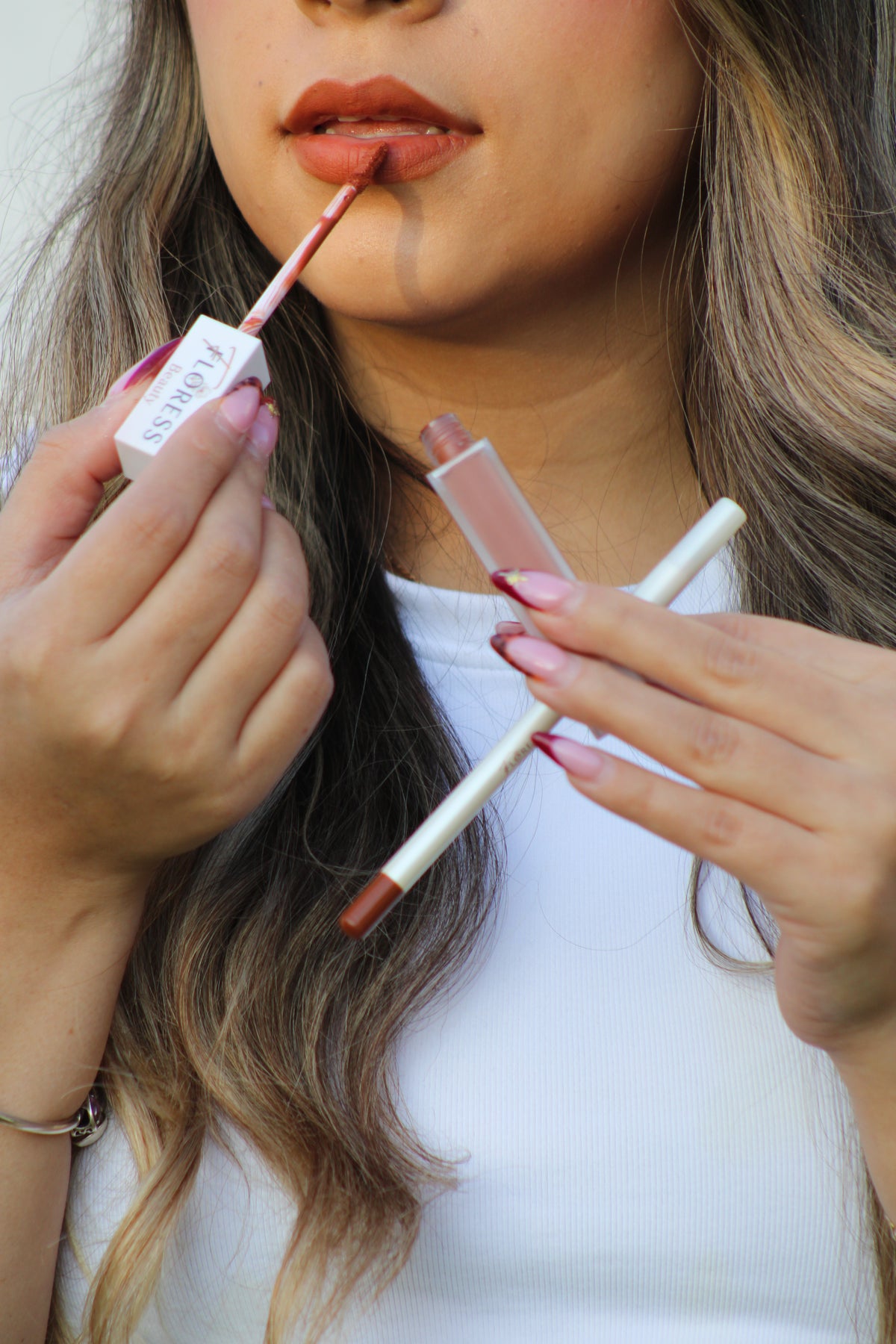 Floress Lip Duo - Enhance Your Look with Our Lip Duo