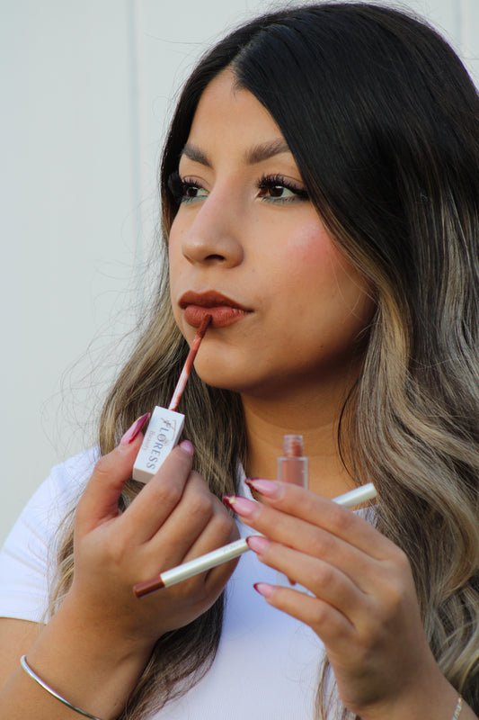 Floress Lip Duo - Enhance Your Look with Our Lip Duo